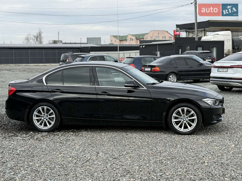 Седан BMW 3 Series 2013 в Черновцах