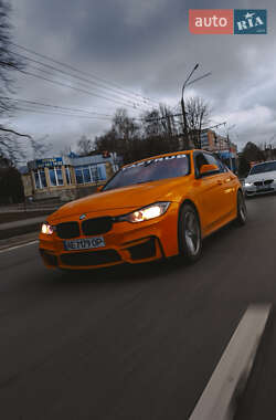 Седан BMW 3 Series 2013 в Кривом Роге
