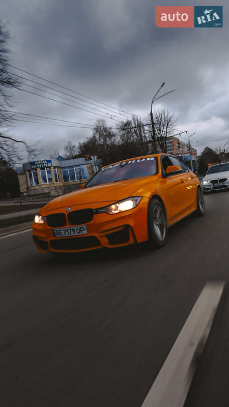 Седан BMW 3 Series 2013 в Кривом Роге фото Седан BMW 3 Series 2013 в Кривом Роге