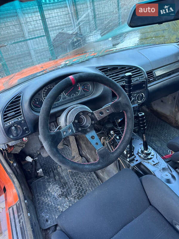 Купе BMW 3 Series 1994 в Киеве