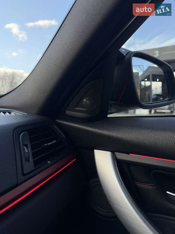 Седан BMW 3 Series 2011 в Львове