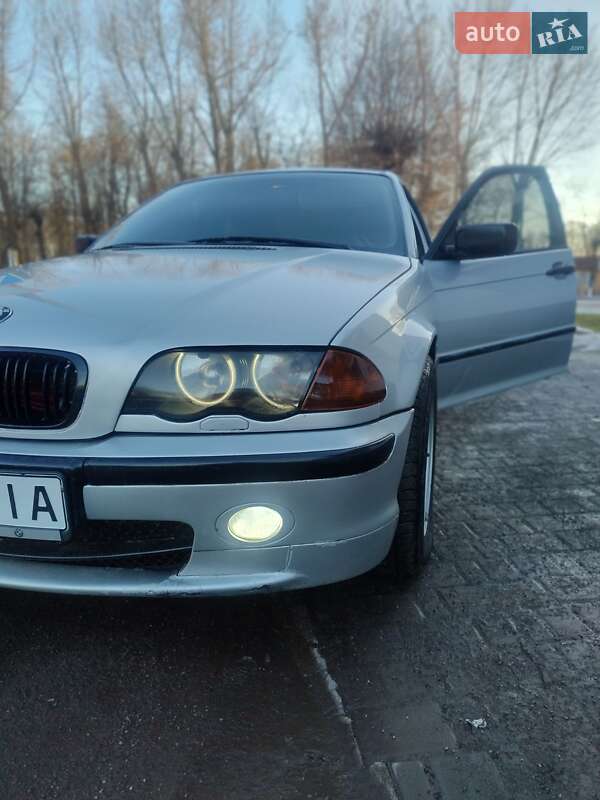 Седан BMW 3 Series 1999 в Староконстантинове фото Седан BMW 3 Series 1999 в Староконстантинове