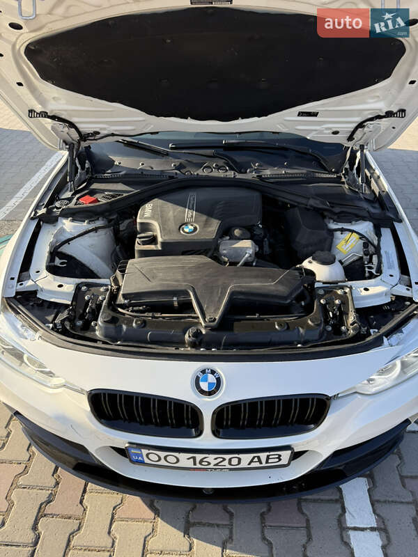 Седан BMW 3 Series 2015 в Одессе