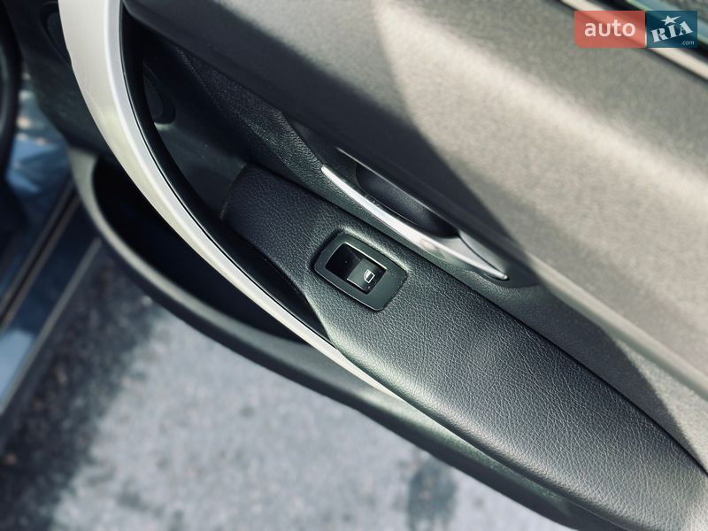 Седан BMW 3 Series 2014 в Кременчуге
