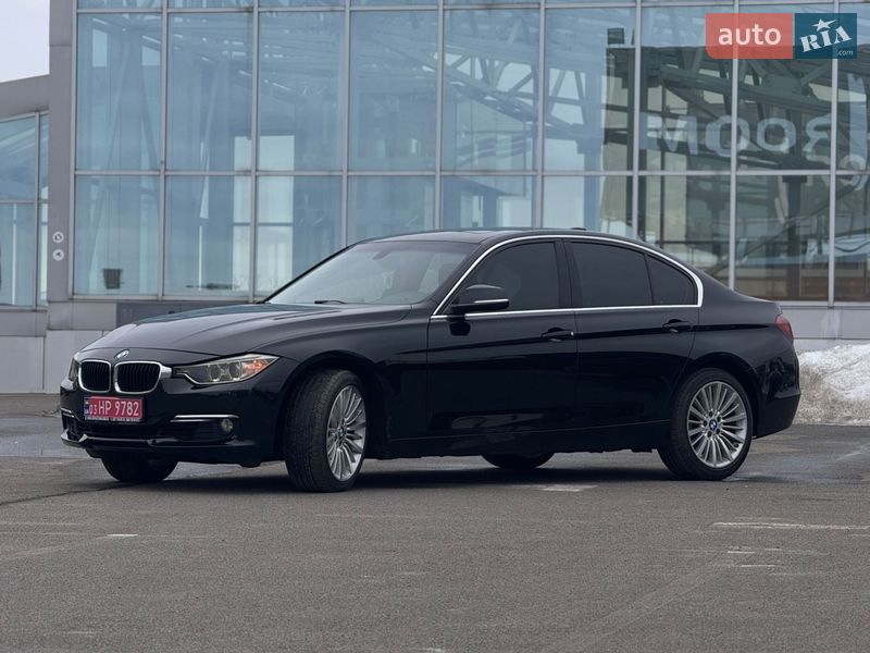 Седан BMW 3 Series 2014 в Киеве