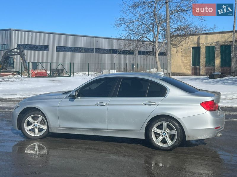 Седан BMW 3 Series 2014 в Киеве