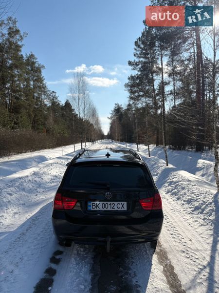 Универсал BMW 3 Series 2005 в Березному