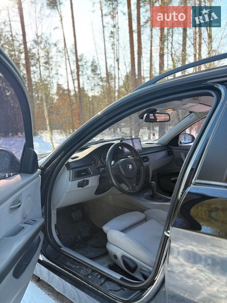 Универсал BMW 3 Series 2005 в Березному