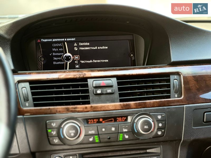 Седан BMW 3 Series 2011 в Николаеве