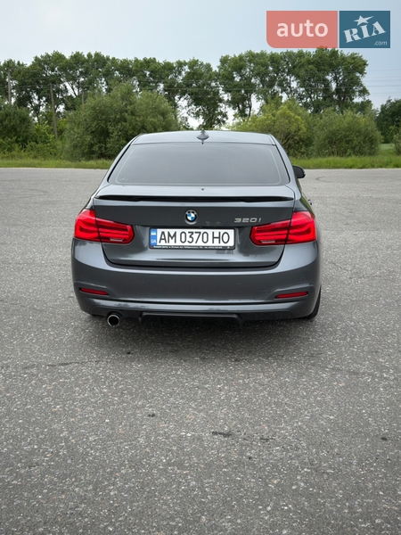 Седан BMW 3 Series 2018 в Бердичеві