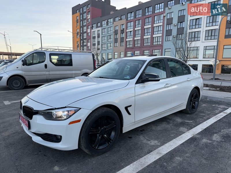 Седан BMW 3 Series 2013 в Ровно