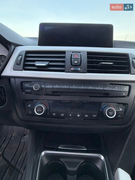 Седан BMW 3 Series 2013 в Ровно