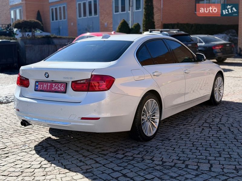 Седан BMW 3 Series 2015 в Луцке