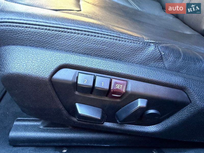 Седан BMW 3 Series 2015 в Луцке