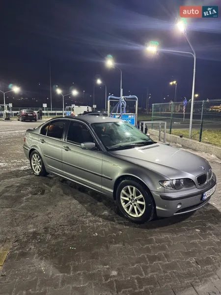 BMW 3 Series 2004 VIN WBAEN11070PB23037 фото оголошення 12 з 48