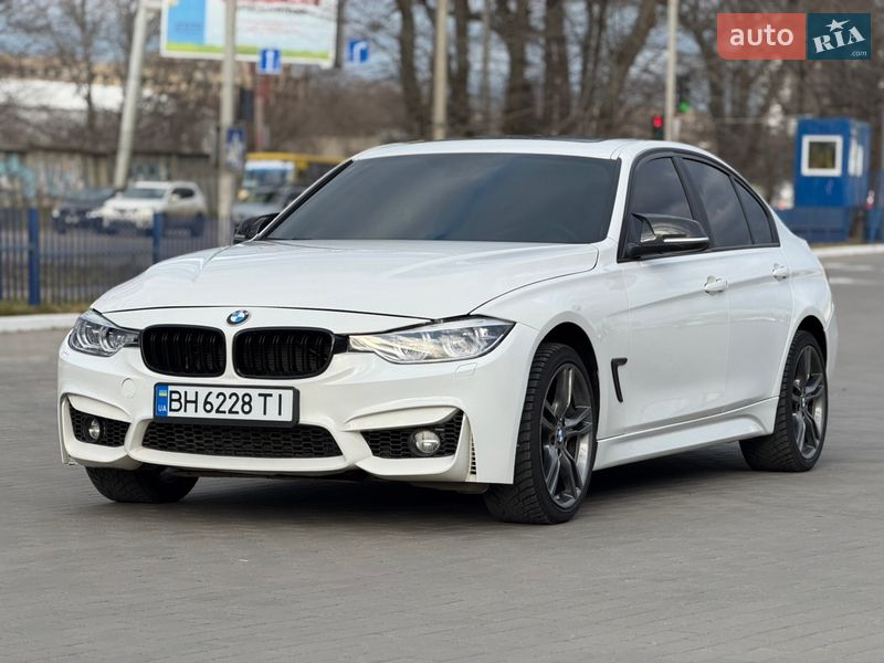 Седан BMW 3 Series 2016 в Одессе