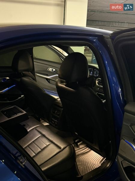 Седан BMW 3 Series 2020 в Киеве