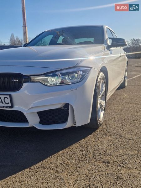 Седан BMW 3 Series 2017 в Одессе