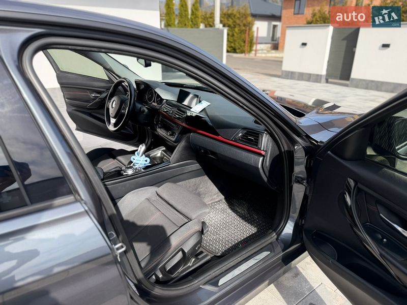 Седан BMW 3 Series 2012 в Виннице