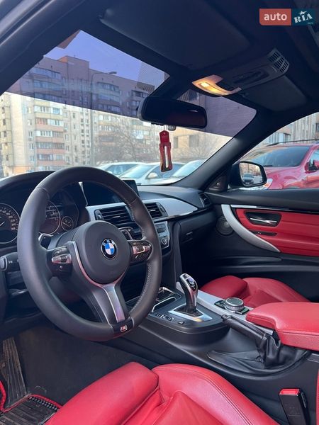 Седан BMW 3 Series 2017 в Киеве