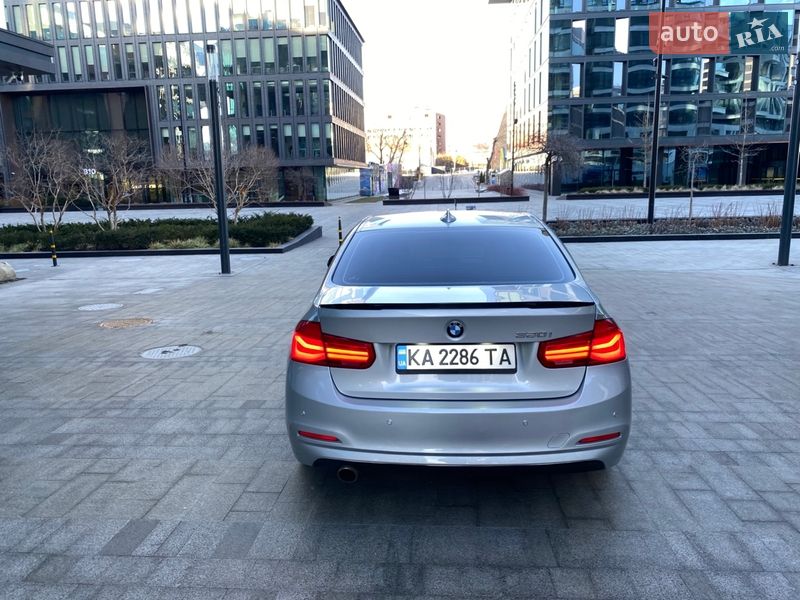 Седан BMW 3 Series 2016 в Киеве