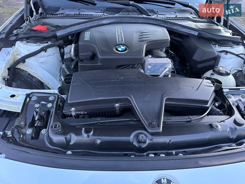 Седан BMW 3 Series 2015 в Новоднестровске