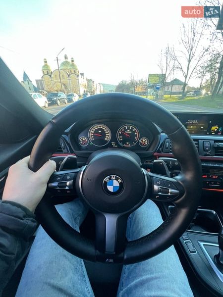 Седан BMW 3 Series 2012 в Мукачево