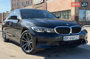 Седан BMW 3 Series 2022 в Києві