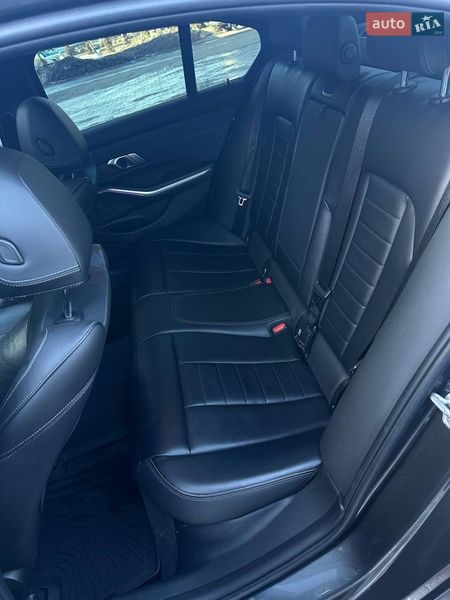 Седан BMW 3 Series 2020 в Тернополе