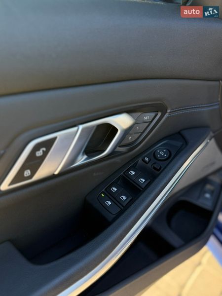 Седан BMW 3 Series 2020 в Киеве