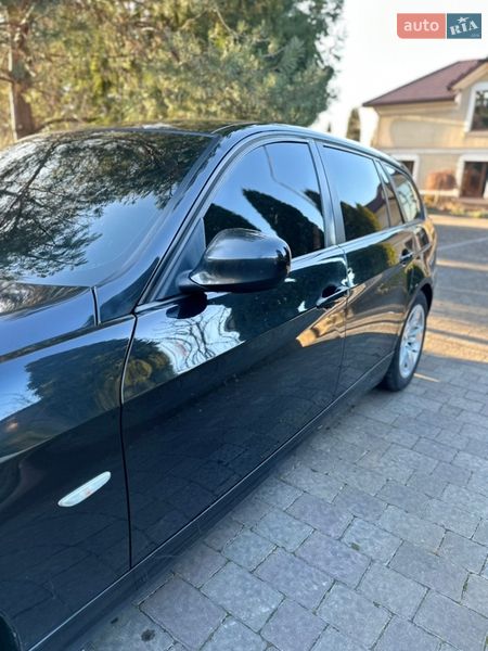 Универсал BMW 3 Series 2010 в Сарнах