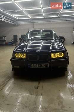 Седан BMW 3 Series 1995 в Каменском