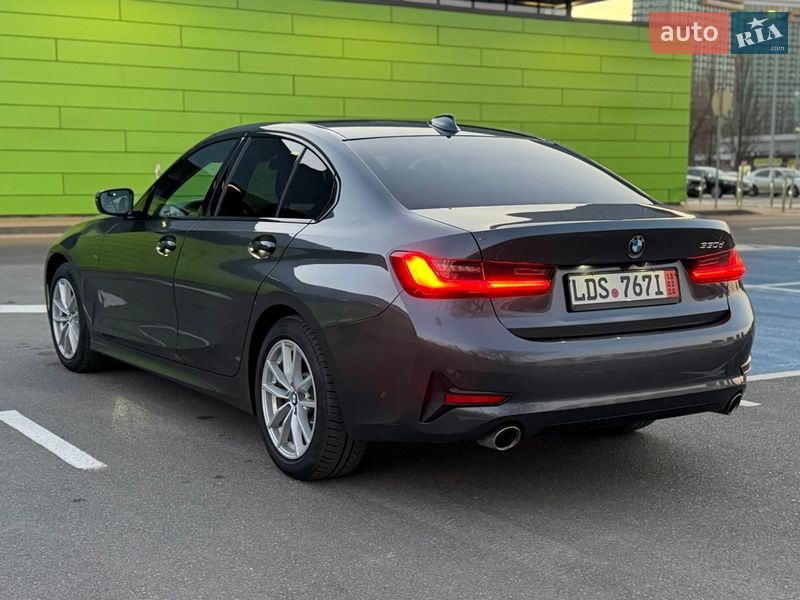 Седан BMW 3 Series 2019 в Киеве