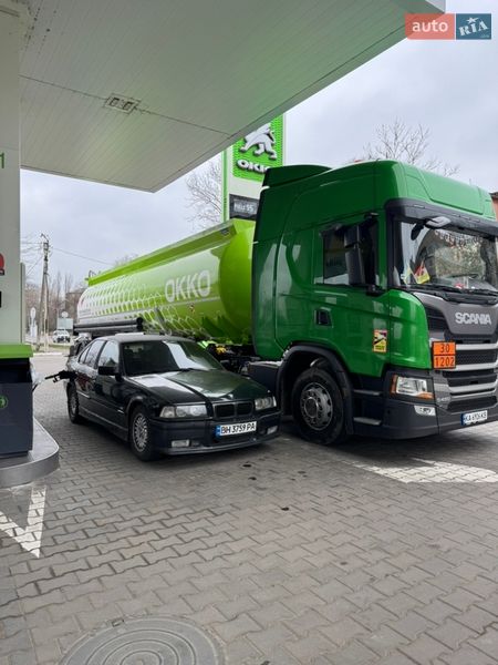 Седан BMW 3 Series 1991 в Измаиле