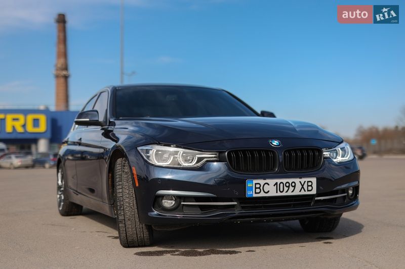 Седан BMW 3 Series 2016 в Львове
