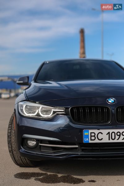 Седан BMW 3 Series 2016 в Львове