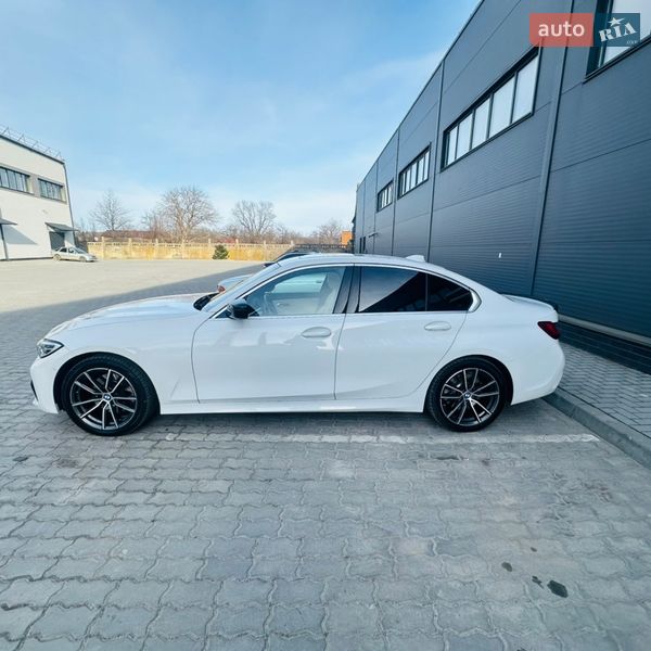Седан BMW 3 Series 2020 в Бориславе