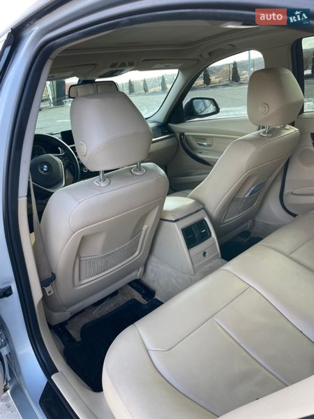 Седан BMW 3 Series 2014 в Виннице