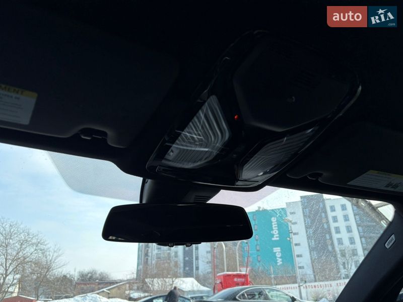 Седан BMW 3 Series 2020 в Львове