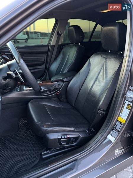 Седан BMW 3 Series 2013 в Черновцах