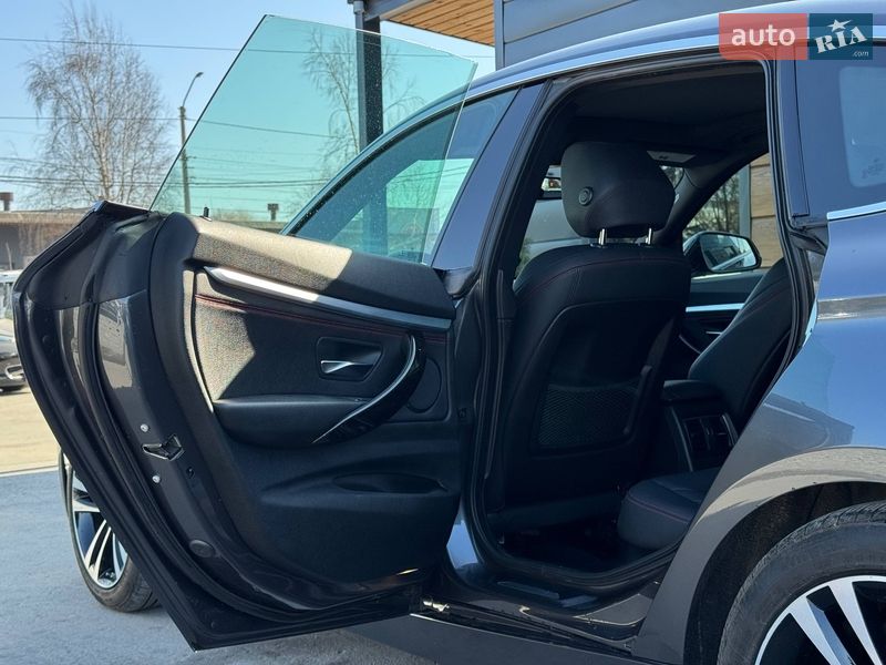 Седан BMW 3 Series 2017 в Ровно