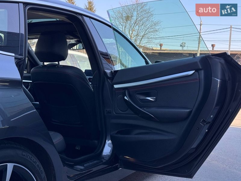 Седан BMW 3 Series 2017 в Ровно