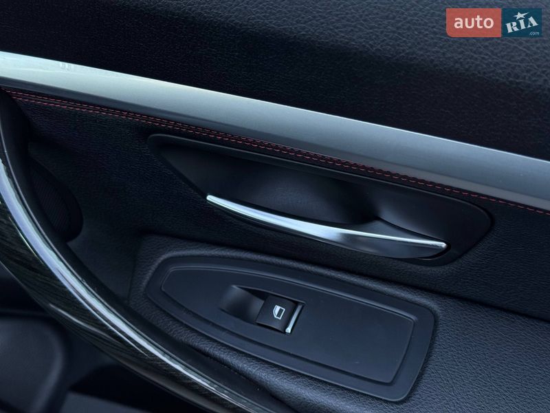 Седан BMW 3 Series 2017 в Ровно