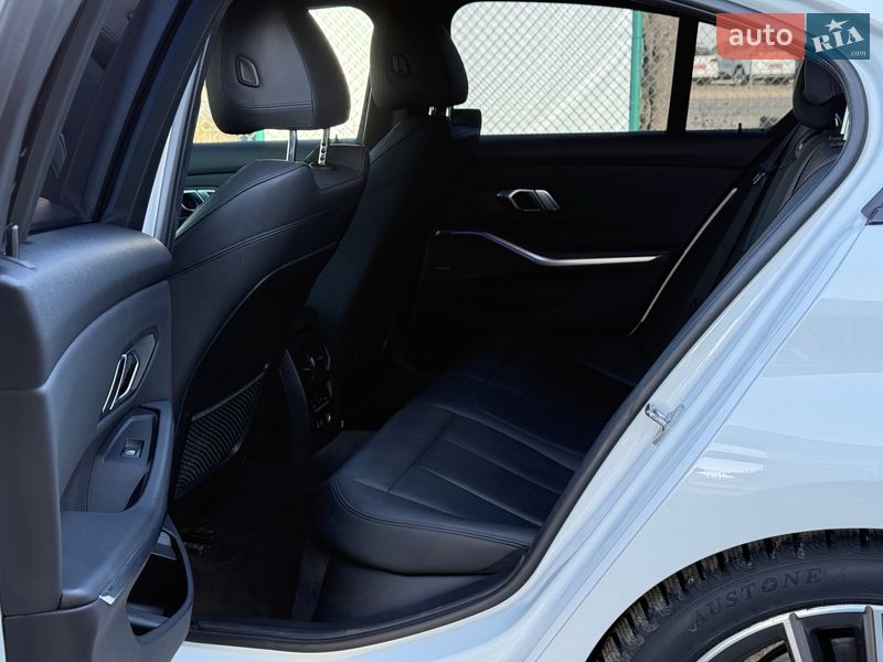 Седан BMW 3 Series 2019 в Виннице