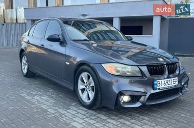 Седан BMW 3 Series 2005 в Рівному