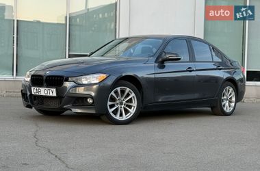 Седан BMW 3 Series 2015 в Киеве