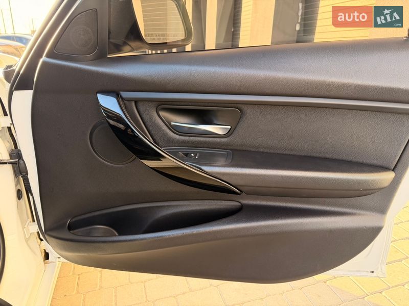 Седан BMW 3 Series 2017 в Виннице фото 33 Седан BMW 3 Series 2017 в Виннице
