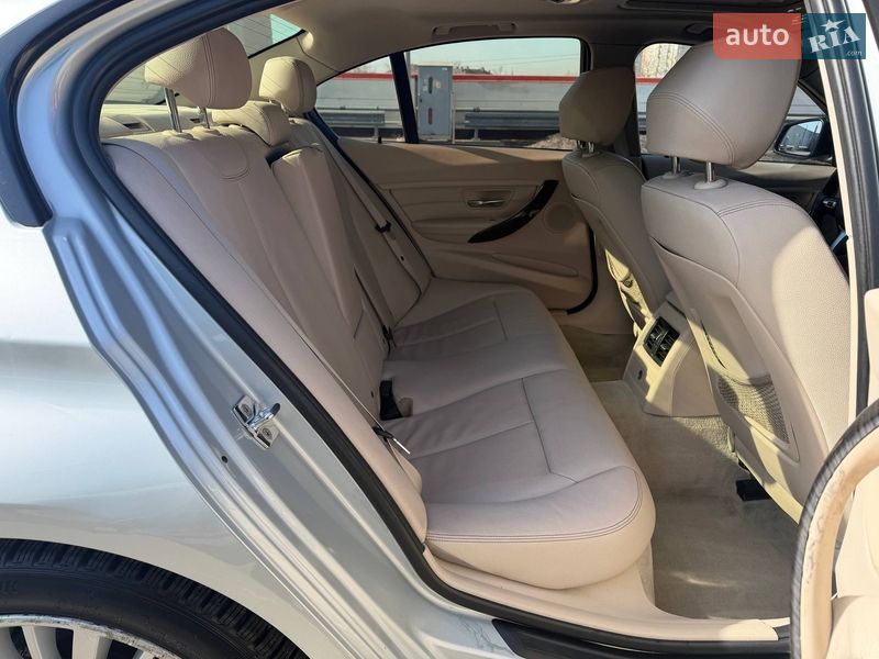Седан BMW 3 Series 2012 в Киеве фото 12 Седан BMW 3 Series 2012 в Киеве