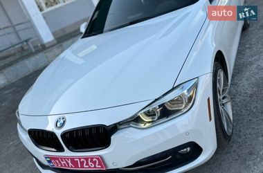 Седан BMW 3 Series 2015 в Сарнах