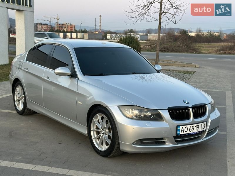 Седан BMW 3 Series 2006 в Мукачево